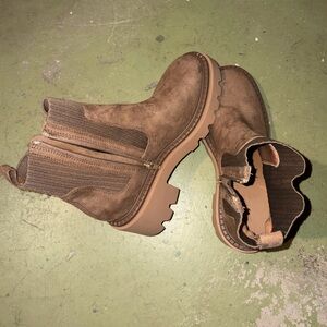 Universal Thread Kylie Chunky Heel Ankle Sock Boots